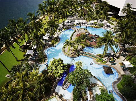5 star manila resorts.